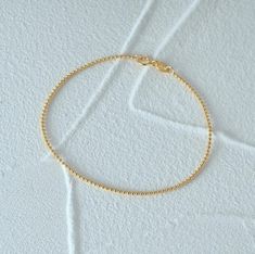 925 Sterling Silver Gold Beaded Bracelet Minimalist Dainty Jewelry for Women Elegant Everyday Accessory - Etsy Minimalist Yellow Gold Chain Bracelet With Round Beads, Minimalist Round Beaded Bracelets With Adjustable Chain, Minimalist Beaded Bracelet With Adjustable Chain, Minimalist Yellow Gold Sterling Silver Bracelet For Everyday, Minimalist Everyday Beaded Bracelet With Delicate Chain, Minimalist Hypoallergenic Beaded Round Bracelets, Minimalist Hypoallergenic Round Beaded Bracelets, Minimalist Hypoallergenic Beaded Bracelet, Minimalist Jewelry With Adjustable Beaded Chain