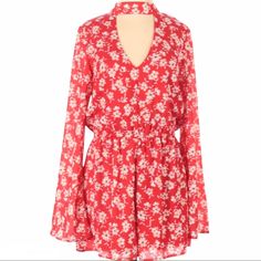 Soulmates Long Sleeve Red Floral Romper Featuring A Full Lining, Cinched/Elastic Waist, Keyhole Opening With V- Neck & Deep V Cutout In Back Super Cute! New With Tags! Nwt Women’s Size Extra Small Approximate Measurements While Laying Flat: Pit To Pit 17.5” Length 29” Sleeve 24” W501 Spring Red Jumpsuits And Rompers For Brunch, Red Jumpsuits And Rompers For Spring Brunch, Casual Red Long Sleeve Jumpsuits And Rompers, Casual Red V-neck Jumpsuits And Rompers, Casual Red Long Sleeve Jumpsuit, Casual Red V-neck Jumpsuit, Red Floral Print Jumpsuit With V-neck, Red Long Sleeve Jumpsuits And Rompers For Summer, Red V-neck Jumpsuits And Rompers For Spring