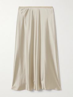 Made from beige silk-satin, Max Mara's 'Carnet' skirt has a beautiful luster. The waist is elasticated, keeping the design sweet and simple. Winter Work Wear, Satin Midi Skirt, Winter Cardigan, Ralph Lauren Collection, Coat Design, Shearling Jacket, Dress And Heels, Clothes Collection, Max Mara