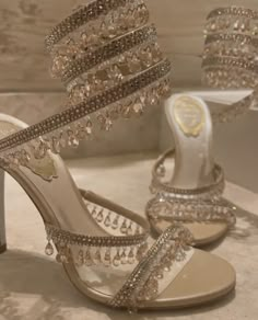 Wedding Dress Sandals, Bride Heels, 38th Birthday, Pretty Heels, Super Women, Shoes Heels Classy, Cute Shoes Heels, Bridal Heels, Heels Classy