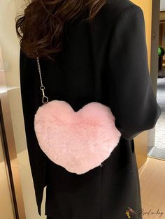 BirdinBag - Chic Heart Shaped Novelty Bag with Fuzzy Decoration and Chain Chain Pattern, Novelty Bags, Word Wrap, Chain Bag, Pink Beige, Bag Bag, Chain Bags, Dusty Pink, Baby Pink