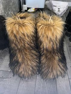 Fur Boots Black, Fur Boots Outfit, Brown Fur Boots, Y2k Boots, Fluffy Shoes, Fuzzy Boots, Fur Shoes, Faux Fur Boots, Girly Shoes