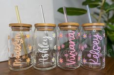 These cute customize glass would be the perfect gift idea! They could be a Christmas, birthday, anniversary, or a Mother's Day gift. They are perfect for any type of drink. Coffee lovers are obsessed with these! You can customized these cups by a name or design! Please select the color you would like the name to be! Beer Can Glass Ideas, Spring Glass Cups, Can Glass Cup Design, Personalized Glass Cups, Custom Glass Cups, Vasos Aesthetic, Glass Cups With Vinyl, Glass Cup Design, Flower Glass Cup