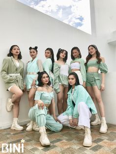 Bini Icons Group, Bini Girl Group, Bini Ot8, Album Cover Wallpaper, Album Cover Wallpaper Collage, Filipino Culture, Cover Wallpaper