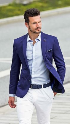 Not really sure how I feel about white pants... Adam Cowie for Roy Robson Spring/Summer 2015 Don Pedro, Mens Fashion Edgy, Mens Fashion Blog, Groomsmen Suits, Traje Casual, Sharp Dressed Man, Wedding Suits Men, Pink Pants, Well Dressed Men