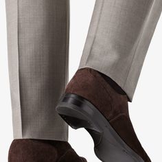 A timeless style crafted for a modern aesthetic, these classic brown Oxfords are made in Italy from Italian calf suede in a flexible Blake stitch, and feature full leather lining and sole. Brown Apron, Brown Brogues, Brown Oxfords, Black Oxfords, Classic Brown, Shoe Tree, Modern Aesthetic, Clear Water, Fashion Advice