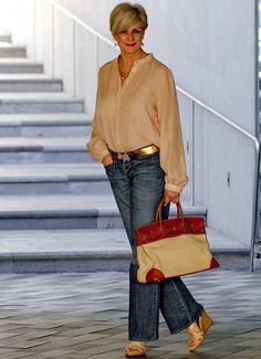 50 Womens Fashion, Style At A Certain Age, Over 60 Fashion, Mode Casual, Elegante Casual, 60 Fashion, Over 50 Womens Fashion, Fashion Over 40, Fashion Over 50