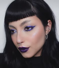 Colorful Goth, Punk Avant Garde, Fashion Editorial Makeup, Makeup Ojos, Bold Makeup Looks, Alt Makeup, Red Makeup, Basic Makeup