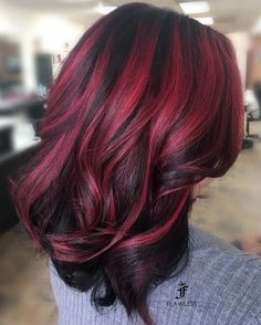 Highlights Burgundy, Dark Burgundy Hair Color, Burgundy Hair With Highlights, Deep Burgundy Hair, Dark Burgundy Hair, Burgundy Red Hair, Burgundy Hair Dye, Burgundy Background Aesthetic, Prom Hair Styles