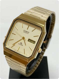 Casio Vintage Watch, Stylish Watches Men, Casio Vintage, Fancy Watches, Premium Watches, Retro Watches, Vintage Watches For Men, Smart Watches Men, Stylish Watches