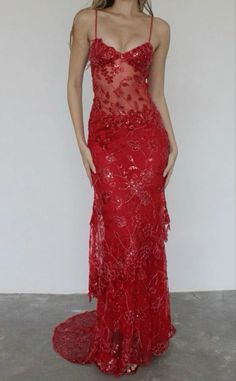 #aesthetic #vogue #dress #dresses #chic #gown #mode #fashion #outfit #red #cocktail Red Lace Prom Dress, Dorothy Dandridge, Beachy Outfits, Prom Dress Inspo, Prom 2024, Prom Inspo, Looks Party, Prom Dress Inspiration, Cute Prom Dresses