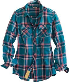 Our Crosscut Performance Flannel cuts the job down to size. The first flannel that wicks moisture off your skin. Try it today! Plaid Shirt Outfits, Looks Country, Checked Blouse, Womens Flannel Shirt, Country Shirts, Plaid Blouse, Diy Shirt, Wicks