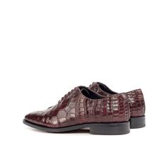 Men's Alligator Wholecut Dress Shoes in Burgundy – Maison de Kingsley Couture Harmonie et Fureur Spain Alligator Dress Shoes, American Alligator, Jodhpur Boots, High End Shoes, Alligator Crocodile, Botas Chelsea, Alligator Skin, Leather Artisan, Crocodile Skin