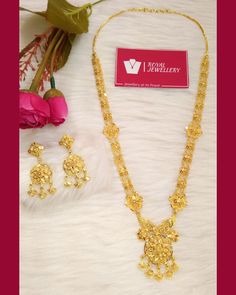 24 carat gold plated Indian set with earrings. Extremely elegant wear. Gives a perfect real look. Many more designs in our shop. Feel free to contact us for any enquiries. Please provide detailed address with contact number when order is placed as it is required on shipping label. Yellow Gold-plated Filigree Jewelry, 22k Yellow Gold Bollywood Jewelry Sets, Gold Kundan Necklace For Eid Gift, Bollywood Style 22k Gold Jewelry Set, Formal Gold Plated Kundan Necklace In Yellow Gold, Gold Plated Yellow Gold Kundan Necklace, Gold Plated Chandbali Jewelry Sets For Gift, Traditional 22k Gold Hallmarked Jewelry Sets, Gold Plated Jewelry Sets For Formal Diwali Occasions