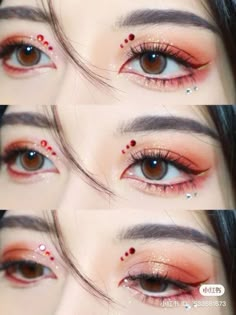 Christmas eyeshadow look: red eyes with gems Red Asian Eye Makeup, Red Eyeshadow Rhinestones, Jewel Eye Makeup Rhinestones, Simple Red Makeup, Simple Red Makeup Looks, Red And Gold Makeup Looks, Red Douyin Makeup, Christmas Makeup Looks Simple, Christmas Makeup Art