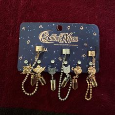 Sailor Moon cuff/stud earrings full set from Hot Topic. Never used. #SailorMoon #AnimeJewellery #hottopic #earrings #anime Sailor Moon Jewelry, Earrings Anime, Moon Jewelry, Accessories Jewelry Earrings, Women Accessories Jewelry, Hot Topic, Full Set, Sailor Moon, Women's Jewelry