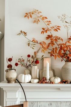 20+ Beautiful Fall Mantel Decor Ideas For A Cozy Home Simple Fall Mantle, Lounge Decor Ideas, Festive Fireplace, Food And Mood, Autumn Interior, Fall House, Mantle Ideas