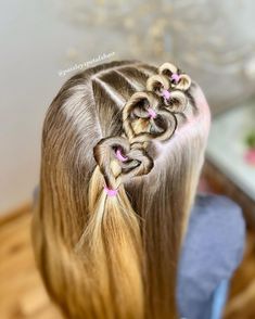 Winter Hairstyles for Kids: 24 Cute and Easy Ideas for Every Hair Type Medium Length Hair Layers, Heart Hairstyles, Valentines Hair, Medium Length Hair Prom, Valentines Hairstyles, Girl Valentines, 2020 Hairstyles, Hair Layers, Valentine Hair