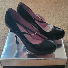 Brand New Heels, Never Worn. Great For Halloween Costumes!! Gold Gladiator Heels, Homecoming Inspo, Witch Shoes, New Heels, Ellie Shoes, Crystal Heels, Gladiator Heels, Black Strappy Heels, Lace Heels