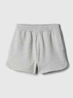 Vintage Soft Dolphin Shorts | Gap Logan Costume, Sweat Shorts Outfit, Grey Sweatshorts, Everyday Outfits Fall, Sweatpant Shorts, Preppy Shorts, Pick Outfits, Dolphin Shorts, Sweatpants Shorts