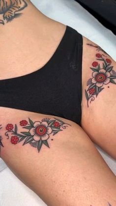 Traditional Thigh Tattoo, Traditional Tattoo Woman, Upper Thigh Tattoos, Look Kylie Jenner, Traditional Tattoo Sleeve, About Harry Potter, Stomach Tattoos