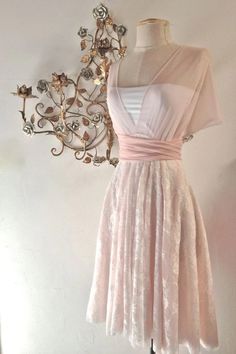 Gaun Abad Pertengahan, Gaun Fashion, Short Prom Dress, Vintage Short, Vestidos Vintage, Short Prom, Pink Vintage, Pink Blush, Prom Party Dresses