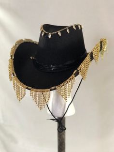 Rhinestone Fringe Cowboy Hat Customizable - Etsy Fringe Cowboy Hat, Rhinestone Cowboy Hat, Beyoncé Concert, Rhinestone Cowboy, Black Cowboy Hat, Rhinestone Fringe, Looks Country, Chapeau Cowboy, Black Cowboy