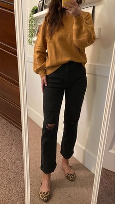 Mustard Shoes Outfit, Mustard Yellow Sweater Outfit, Flats Fall Outfit, Mustard Sweater Outfit, Yellow Sweater Outfit, Yellow Top Outfit, Black Shoes Outfit, Mustard Shoes, Crewneck Sweatshirt Outfit