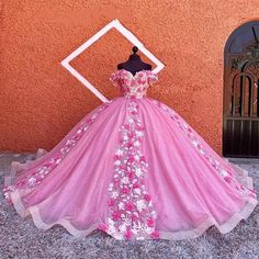 Pink Fitted Princess Dress For Quinceanera, Pink Princess Ball Gown For Quinceanera, Pink Quinceanera Dress For Prom, Pink Quinceanera Dress For Pageant, Pink Ball Gown Quinceanera Dress For Sweet 16, Pink Ball Gown For Sweet 16, Pink Floor-length Quinceanera Dress, Pink Quinceanera Dress With Sweetheart Neckline For Sweet 16, Pink Princess Quinceanera Dress For Banquet