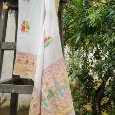 White Pure Georgette Handloom Banarasi Raja Rani Dupatta - Dyeable - Khinkhwab Plain Anarkali Suits, Plain Anarkali, Raja Rani, Georgette Dupatta, Anarkali Suit, Zari Work, Sheer Fabric, Sheer Fabrics, Intricate Designs