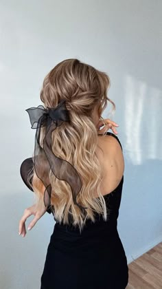 Good Hair Day, Hair Day, Wedding Makeup, Wig Hairstyles, Beautiful Hair, Hair Inspo, Wedding Inspo, Cool Hairstyles, Hair Makeup