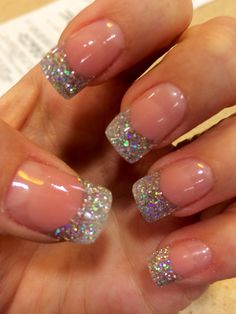 Color Glitter French Tip Nails, Short Gel Nail Designs Glitter, Easy Glitter Nails, Nails Sparkle Design, French Nails Glitter Sparkle, Glitter French Tip Acrylic Nails, Jamaican Nail Designs, Glitter Tips Nails, Nails Designs Ombre