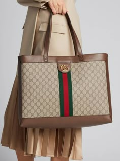 Sassy Chic, Gucci Tote Bag, Bag Louis Vuitton, Gucci Ophidia, Handbag Outfit, Gucci Tote, Future Style, Designer Purses, Cologne Spray