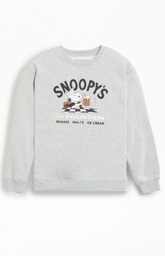 The Kids Snoopy Fountain Crew Neck Sweatshirt is perfect for little Peanuts fans! It features a fun Snoopy soda fountain graphic on the front, long sleeves, and a comfy crew neckline. Solid color sweatshirtLong sleevesCrew necklineFront graphicRibbed trimmingMachine washable PacSun Kids Snoopy Fountain Crew Neck Sweatshirt - Grey size Kids Large Snoopy Merch, Snoopy Crewneck, Snoopy Clothes, Snoopy Things, Snoopy Kids, Snoopy Sweatshirt, Snoopy Items, Snoopy Sweater, Christmas Merch