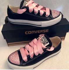 Rhinestone Converse, Bedazzled Shoes Diy, Bedazzled Shoes, Bling Converse, Diy Sneakers, Bling Shoes, Rhinestone Shoes, Glitter Shoes, Prom Shoes