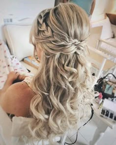 Bride Hair Pieces Headpieces, Half Up Half Down Wedding Hair French Braid, Half Updo For Bridesmaid, Half Updo Prom Hairstyles, Half Up Half Down Wedding Hair Braid Bun, Half Up Hair With Braid Wedding, Hairdos For Bridesmaids, Bridemaids Hairstyles Blonde, Long Loose Wedding Hairstyles