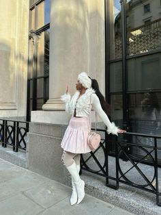 ✦ ✧                 [ black coquette aesthetic, original character, faceless black girl, black prep, black femininity, preppy black girl, faceless, wealthy black girl, rich black people, #oc, #blackgirl, #coquette, #preppy ] Feminine Aesthetic Pink, Black Coquette Aesthetic, Kate Spade Heart Bag, Snow Queen Outfit, Hair Styles Winter, Winter Hair Styles, Light Feminine Aesthetic, Feminine Aesthetic Outfits, London Winter Fashion