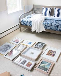 using the floor to figure out a gallery wall art arrangement Frame Wall Design, Small Craft Room Ideas, Wall Frame Design, Before And After Makeover, Bench Seating Kitchen