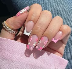 Flowery French Tip Nails, White French Tip Nails With Flowers, Grad Nails, Nails 23, Hello Nails, Summery Nails, Girly Acrylic Nails, French Tip Acrylic Nails, Blush Nails