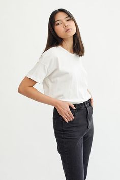 Le Bon Shoppe Her Tee T-Shirt White Made in LA Super Soft Oversized Fit Garment Dyed Boyfriend Fit- Parc Shop Loose Pigments, Drop Shoulder Tee, Ribbed Sweater, Classic White, Minneapolis, Drop Shoulder, Capsule Wardrobe, Open Shoulder Tops, Round Neck