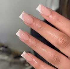 Nail Neutral Colors Designs, French Top Nail Ideas, French Tip 1.5, Outlined French Tip Nails Square, Frenchtips Nails Acrylic Square, Short Nails With Tips, Short Nail Inspo Simple Square, Receptionist Nails, Short Square White French Tip Nails With Rhinestones