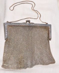 BEAUTIFUL ANTIQUE ART DECO "G SILVER" GERMAN SILVER MESH PURSE Antique Finds, Vintage Purses, German Silver, Antique Art Deco, Antique Art, Vintage Accessories, Collectable Items, Ebay Store, Belts