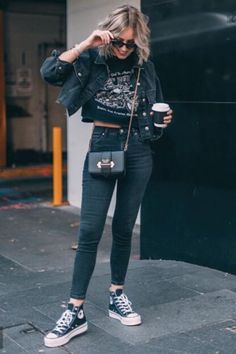 Converse Shoes Outfit, Looks Com All Star, Converse Outfits, Body Fashion, Trendy Swimwear, Outfits With Converse, Looks Black, Color Fashion, Mode Inspo