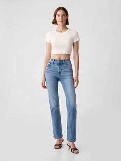 High Rise ’90s Straight Jeans | Gap Straight High Waisted Jeans, 90s Straight Jeans, 90s Fits, Jeans Look, High Waisted Jeans, Jeans For Women, Pocket Jeans, Light Wash Denim, Light Denim