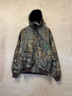 XXL Pit to Pit 29" Back Collar to Bottom 27" Sleeve Length 26" Boy Stuff, Vintage Hoodies, Zip Up Jacket, Vintage Walls, Camouflage, Art Collection, Zip Ups, Mens Jackets, Jackets & Coats