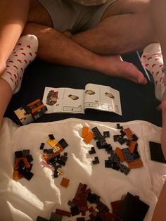 lego with bf Dating Cute Pictures, Cheap Date Ideas Aesthetic, Date Ideas For New Couples Aesthetic, Guy Taking Pictures Of His Girlfriend, Soft Couple Goals, Fun Love Aesthetic, Fun Things To Cook With Boyfriend, Summer Activities With Boyfriend