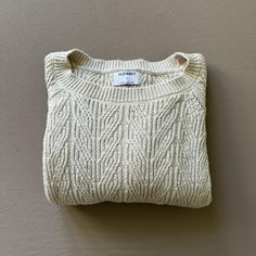 Old Navy Cable Knit Boatneck Sweater
- condition 8/10, minimal wear in excellent condition!
- This September Must Have Sweater from Old Navy features a slightly cropped fit, raglan sleeves, ribbed cuffs, hem, & boatneck collar, a cable knit pattern throughout & cream colorway.
- size S (20 1/4” p2p, 19.5” hem, 19 1/4” length)
- Perfect for this fall / winter season. Adds a boho / coquette / classy / rory gilmore look to every outfit
- cottagecore, downtown girl, housewife, light academia, twee, fall fashion, fall style, bohemian, farmers market, stockholm style, bambine, y2k, vanilla girl, rory gilmore sweater, soft girl, tradwife, coastal cowgirl, coastal granddaughter, winter essentials, girlhood, autumnal, countryside nostalgia, indie, demure, simple, preppy, dollette, dainty, fairy, pr Rory Gilmore Sweater, Gilmore Sweater, Cowgirl Coastal, Classic Sweaters, Boho Coquette, Cable Knit Pattern, Coastal Granddaughter, Copenhagen Style, Stockholm Style