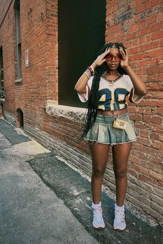 Cute First Date Outfits Black Women, Nola Outfits Black Women, College First Day Outfit Hbcu, College Fdoc Outfits, Fdos Outfits Hbcu, Jersey Skirt Outfit Black Women, Jersey And Skirt Outfit Black Women, Outfits Back To School 2024, Demin Skirt Outfits Black Women