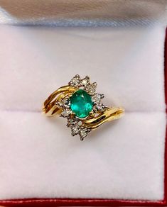 Beautiful Vintage 14k Yellow Gold Natural Oval Shape Emerald Ring 100% Natural Fine Quality Emeralds 5X4 mm Emerald(s) 0.33CT Diamond: 0.10CT Color: G Clarity: SI2 Total ring weight: 3.0 GR 14k Yellow Gold Ring sizing available free of charge For more information regarding this item feel free to reach me so I can accommodate your needs. Thank you Fine Jewelry Hallmarked Oval Emerald Ring, Oval Hallmarked Emerald Ring Fine Jewelry, Oval Hallmarked Emerald Ring In Fine Jewelry Style, Hallmarked Oval Emerald Ring In Fine Jewelry Style, Classic Oval Diamond Ring For May Birthstone, Elegant Oval Rings Stamped 14k, Oval Diamond Ring For May Birthstone, Elegant Oval Emerald Ring In Yellow Gold, Oval Emerald Ring In Yellow Gold With Halo Setting