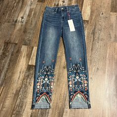 Laurie Felt Daisy Denim Embroidered Slim Leg Jeans. Size 2 New With Tags. Blue Straight Leg Bottoms With Floral Embroidery, Casual Embroidered Jeans In Medium Wash, Embroidered High Rise Blue Bottoms, Casual Summer Jeans With Multicolor Embroidery, Casual Multicolor Embroidered Jeans For Summer, Casual Jeans With Multicolor Embroidery For Summer, Blue Embroidered Straight Leg Bottoms, Embroidered Denim Bottoms In Medium Wash, Casual Embroidered Medium Wash Jeans